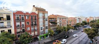 Piso  Calle del general ricardos. Piso de 3 dormitorios con ascensor y garaje