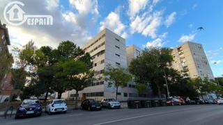 Pis  Valle inclan. Piso de 3 dormitorios, 2 baños, ascensor y garaje