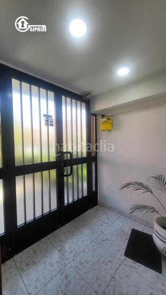 Foto 76f8c2da-b536-4b55-9891-1d18b60cf7b7. Piso  de esquina en parque europa,las aguilas, en Madrid