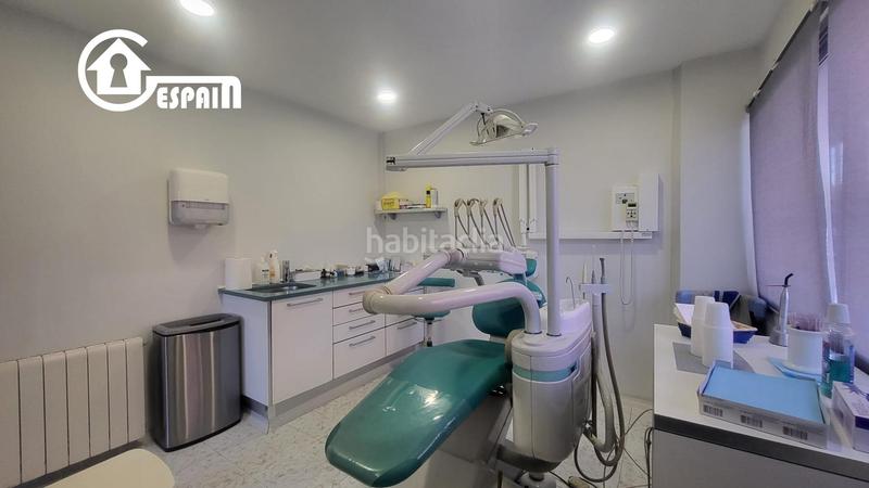 Foto 8704710c-5e2c-46f7-9303-2c7cf45c5c7e. Piso  de esquina en parque europa,las aguilas, en Madrid