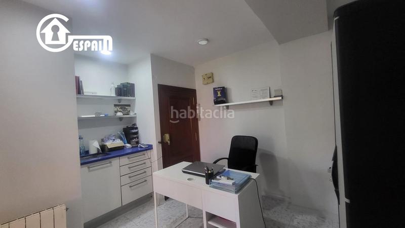 Foto 91e8f14b-0bb7-4517-9dfe-3d9204fb5dc5. Piso  de esquina en parque europa,las aguilas, en Madrid