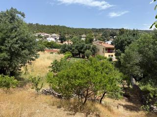 Casa  Calle barrio del morisco. Casa de 3 plantas en finca de 1600 m2 al pie de la sierra de gre