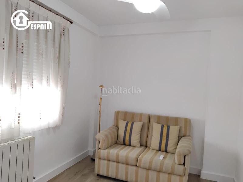Foto adf66a5e-199f-4bb1-b527-c8dbe43700fc. Rent flat with heating parking in Aluche Madrid