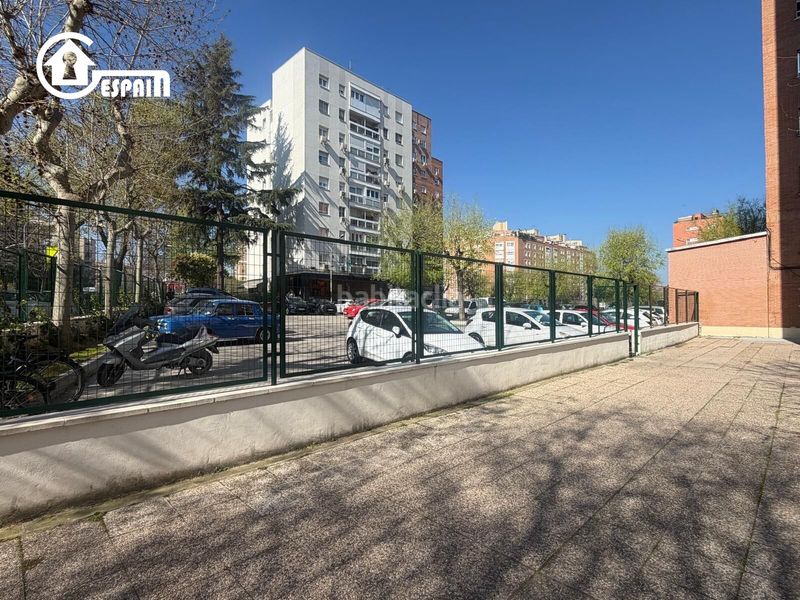 Foto e4a9dead-2799-411e-adcb-e8ab2685e43e. Pis amb calefacció aparcament a Aluche Madrid