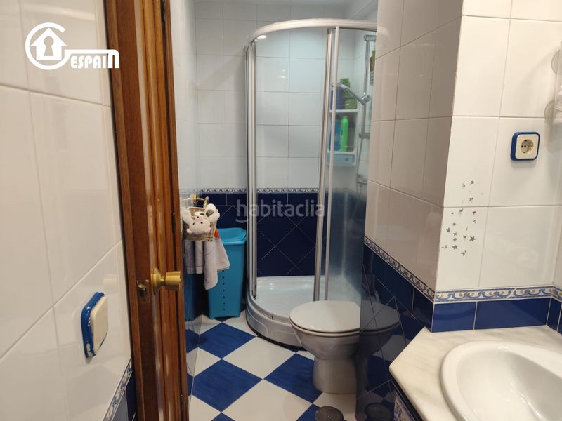 Foto cc974a5d-1c37-4865-8846-3e44299892c1. Pis amb calefacció aparcament a Aluche Madrid