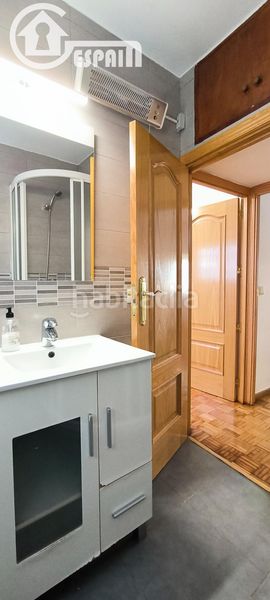 Foto d3d8a1e4-de26-4067-ac58-ba351d3f294c. Pis amb calefacció a Las Águilas Madrid