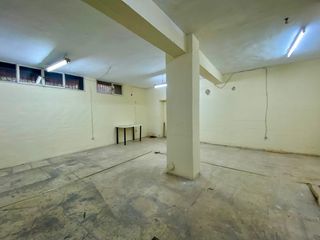 Local Comercial  Calle maqueda. Gespain aluchecampamento ofrece en exclusiva
