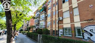 Appartement  Calle rafael finat. Piso con terraza acristalada y tres dormitorios