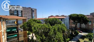 Piso  Calle rafael finat. Piso con terraza acristalada y tres dormitorios