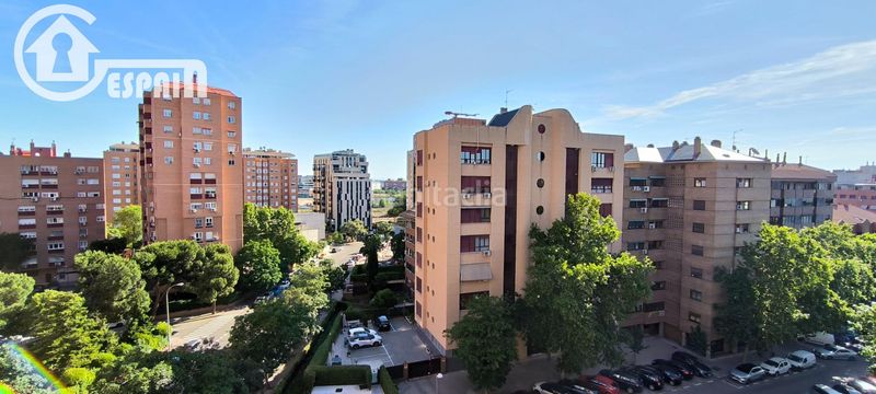 Foto cba1a2ff-1084-41be-abd3-95c9c23ce0d5. Dúplex amb calefacció aparcament piscina a Costillares Madrid