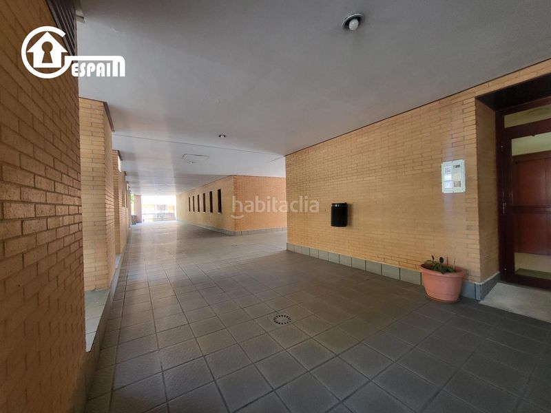 Foto 5a636032-648f-4565-b149-e2341fe0ccf9. Pis amb calefacció aparcament piscina a Cuatro Vientos Madrid