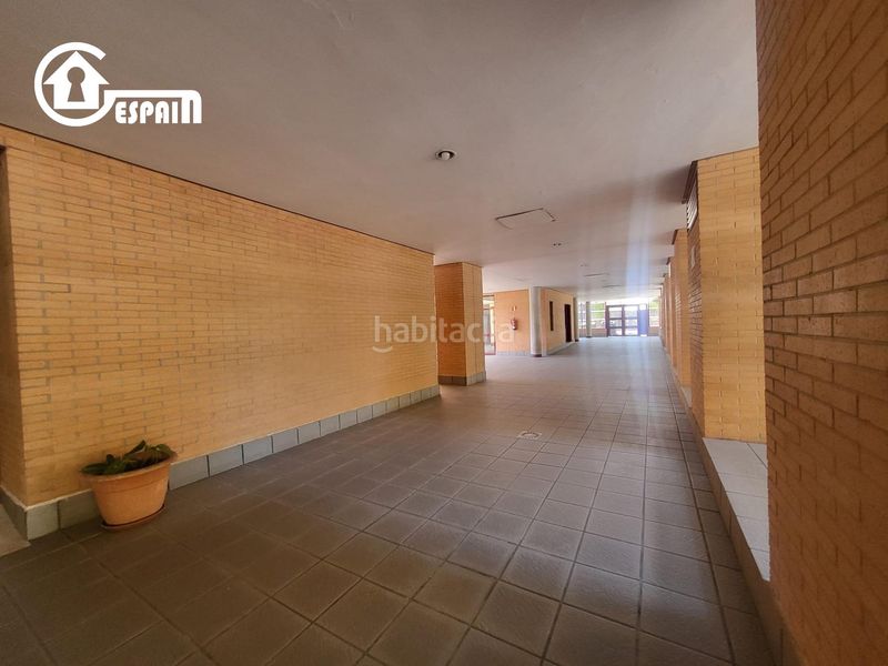 Foto e00b89b9-9261-4a79-ad20-ba281474f7bc. Pis amb calefacció aparcament piscina a Cuatro Vientos Madrid