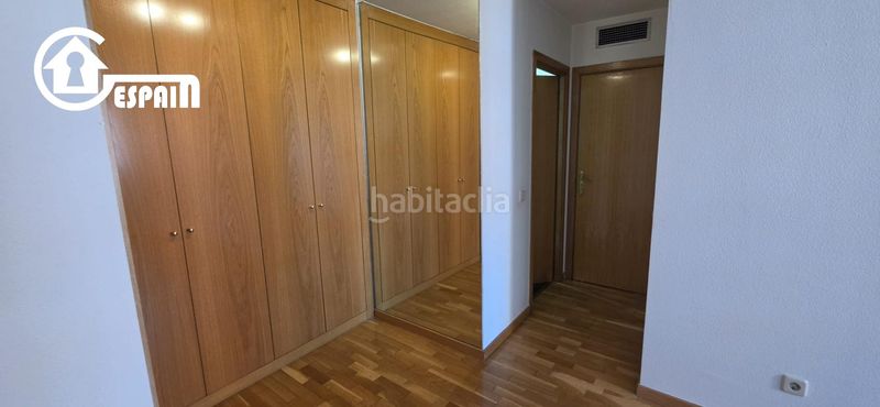 Foto c84d5f49-904e-413c-b71c-87d794d0e5ef. Pis amb calefacció aparcament piscina a Abrantes Madrid