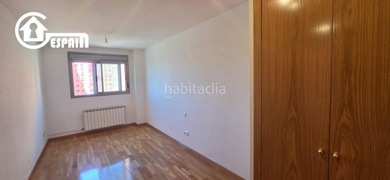 Foto ca2cdd94-6a41-43e2-b835-5610a013d9d9. Pis amb calefacció aparcament piscina a Abrantes Madrid