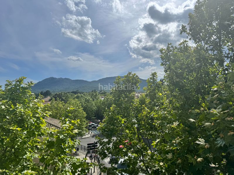 Foto d05c7c30-966d-4f2b-a802-7f3b6039978e. Pis amb xemeneia a Centro-Manguilla Escorial (El)