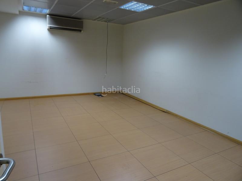 Foto 0aa1215c-137c-4a7e-ac83-ade307c01bec. Rent office space with parking in Estación-Centro Tres Cantos