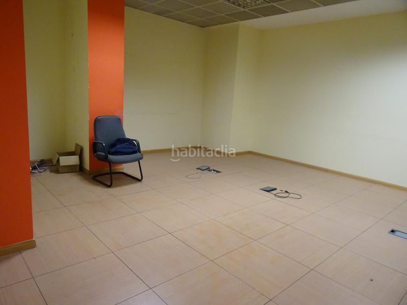 Foto 30036b8d-45b4-433c-838d-4b3148d6703b. Rent office space with parking in Estación-Centro Tres Cantos