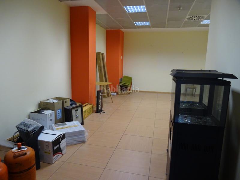 Foto d194f2cd-b861-45bf-a37f-68b7909a4177. Rent office space with parking in Estación-Centro Tres Cantos