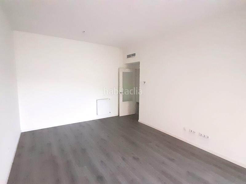 Foto 360c85d9-f1d9-4f7f-abdc-9739b4f9c52b. Affitto appartamento con riscaldamento parcheggio piscina in Tres Cantos
