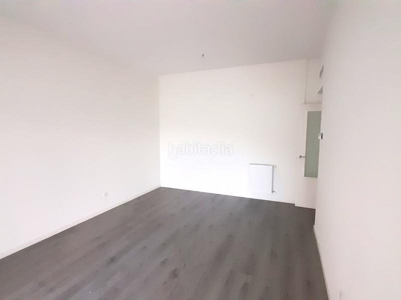 Foto 1eb89fa4-b6ba-4075-bfbf-1a0171e88e35. Lloguer pis amb calefacció aparcament piscina a primera fase-nuevo Tres Cantos Tres Cantos