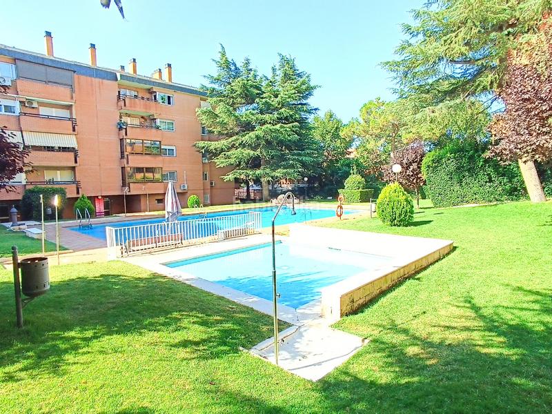 Foto 4b80dcfe-8557-472c-93a4-b2af15c8ff6d. Pis amb calefacció piscina a Las Vegas-El Pozanco-Adelfillas Colmenar Viejo