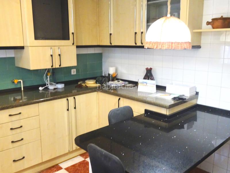Foto 230116d2-3a39-4acd-a882-bd6946162659. Casa con parcheggio piscina in Estación-Centro Tres Cantos