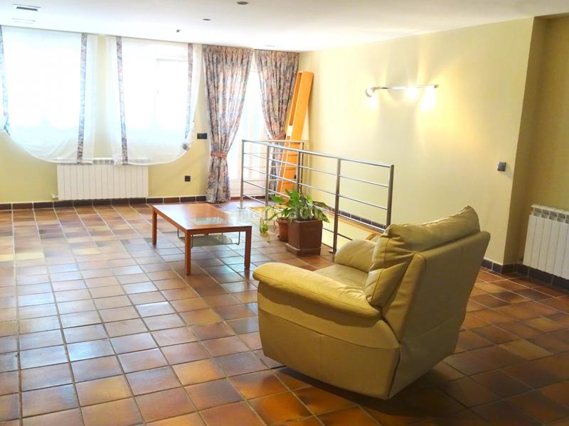 Foto 41c9ca56-4e0a-4194-9eb3-bb4e540bd04b. Casa con parcheggio piscina in Estación-Centro Tres Cantos