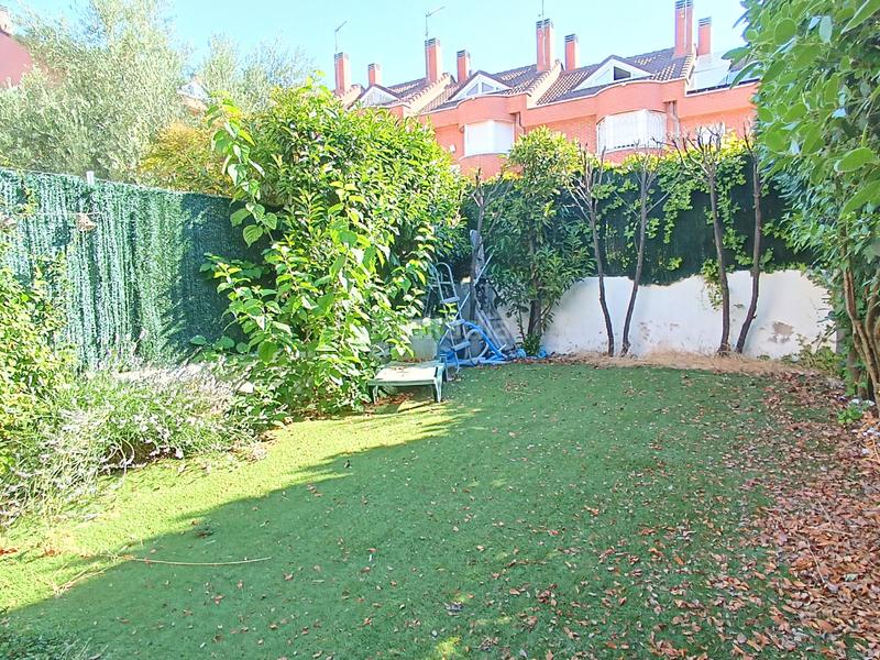 Foto f0a69e30-bc90-4fa5-bbf6-bb5cde6c978f. Casa con riscaldamento parcheggio in El Olivar-La Magdalena Colmenar Viejo