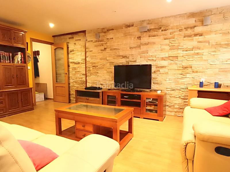 Foto e39f1b5a-a49f-425c-b012-ea3e50b1d985. Etagenwohnung mit heizung in El Olivar-La Magdalena Colmenar Viejo