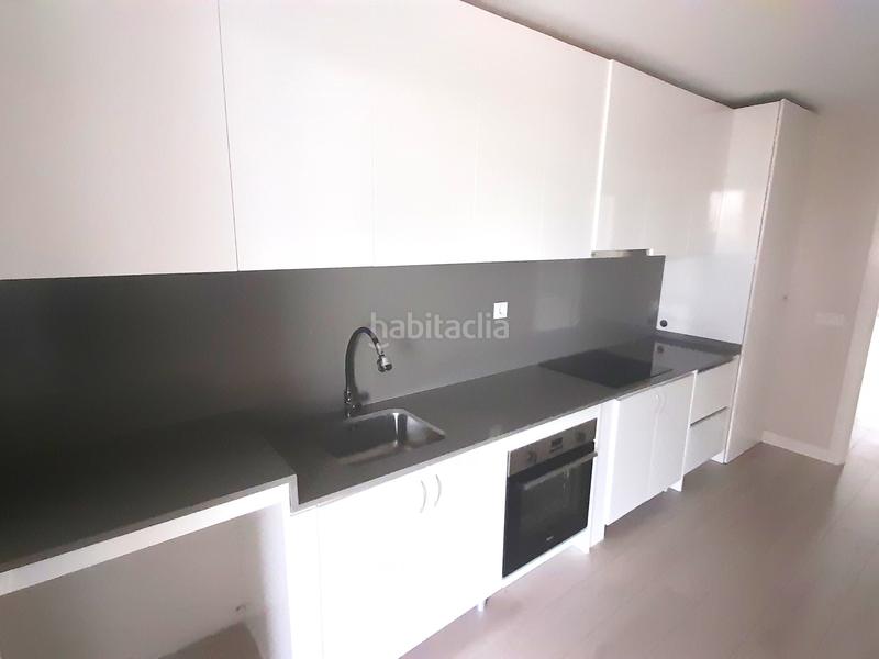 Foto 94472463-f567-4cc9-a195-7fafe1077b7e. Affitto appartamento con riscaldamento parcheggio piscina in Tres Cantos