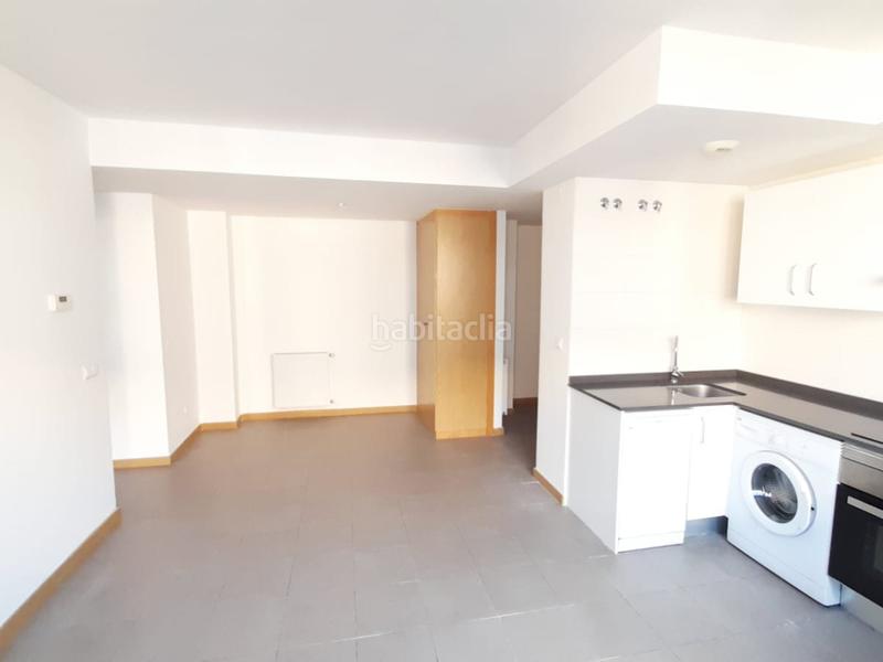 Foto 0da82bfc-f6fe-4cb5-b700-8ce9b75e7739. Rent flat with heating parking pool in primera fase-nuevo Tres Cantos Tres Cantos