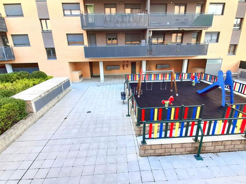 Foto 5fca6c13-597d-47e1-8146-1cd457936965. Rent flat with heating parking pool in primera fase-nuevo Tres Cantos Tres Cantos