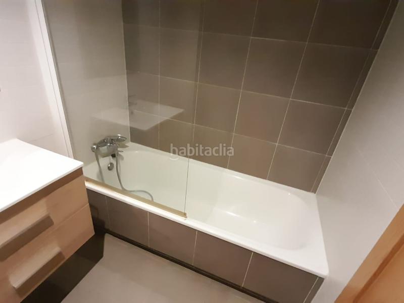 Foto 1322e4ee-ae39-43a2-abad-073d6735ca07. Lloguer pis amb calefacció aparcament piscina a primera fase-nuevo Tres Cantos Tres Cantos