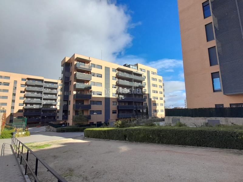 Foto 135a6aa7-e567-468e-83c0-61fc6a273442. Lloguer pis amb calefacció aparcament piscina a primera fase-nuevo Tres Cantos Tres Cantos