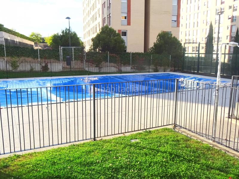 Foto e470a4f2-dec4-4e2b-80b5-3c3919ab00a4. Rent flat with heating parking pool in primera fase-nuevo Tres Cantos Tres Cantos