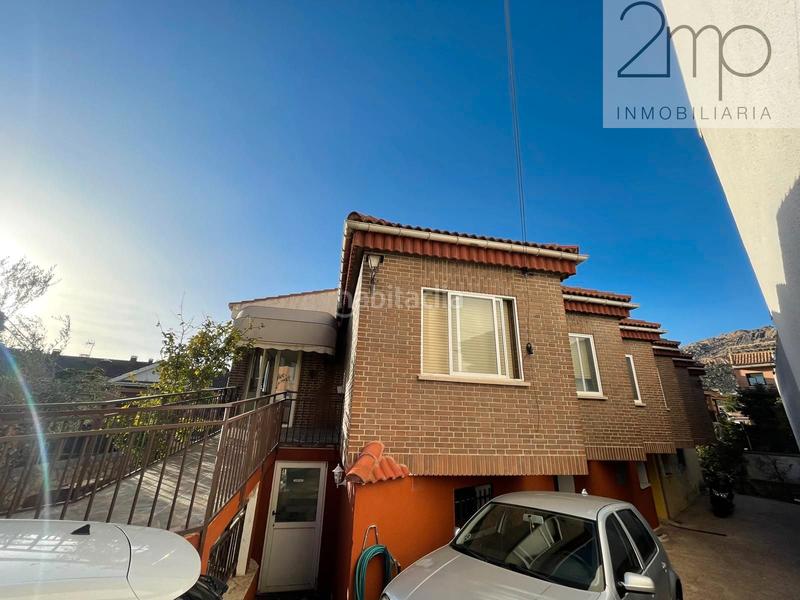 Foto e5208a83-5c9c-4fd0-879d-013357f1ae24. Edificio  en venta en Manzanares el Real