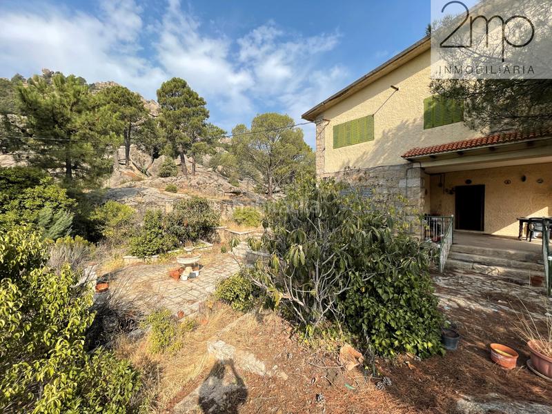 Foto c43e827e-d311-43aa-ae08-e934a98d7c70. Chalet con piscina in Manzanares el Real