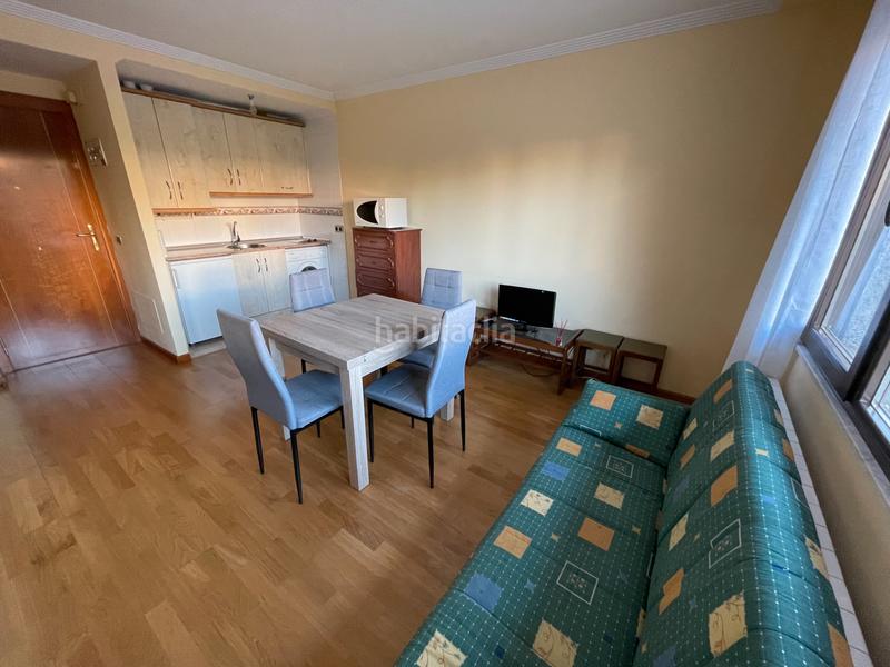 Foto b36aea01-db6d-4153-bf64-f7209c73836a. Rent apartment with heating in Pizarrales Salamanca
