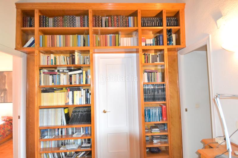 Foto 9c49148b-d320-4a5e-b853-74c17627185d. Chalet with fireplace heating in Parquelagos-Puente Nuevo Galapagar