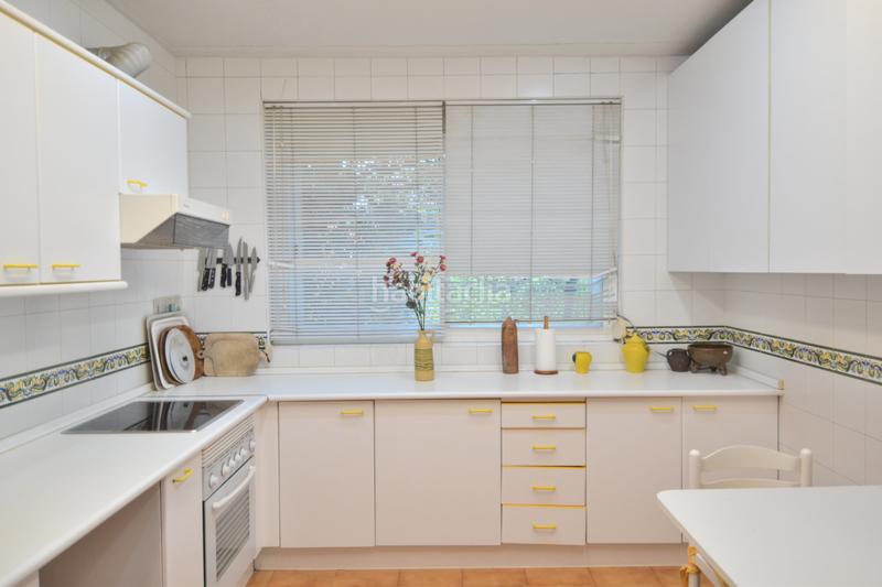 Foto 0bd1c4cb-7ef4-44e9-ab28-34de93c86653. Chalet avec cheminée chauffage dans Parquelagos-Puente Nuevo Galapagar