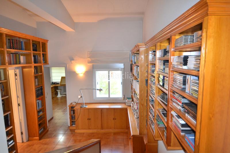 Foto e720a5c0-2e7d-4182-a173-344e921a5d9c. Chalet avec cheminée chauffage dans Parquelagos-Puente Nuevo Galapagar