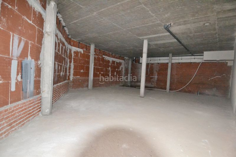 Foto 5b0b92ad-9114-4a69-84ce-0cca5479c53e. Lloguer local comercial a avenida de juan pablo ii 111 a Tres Cantos