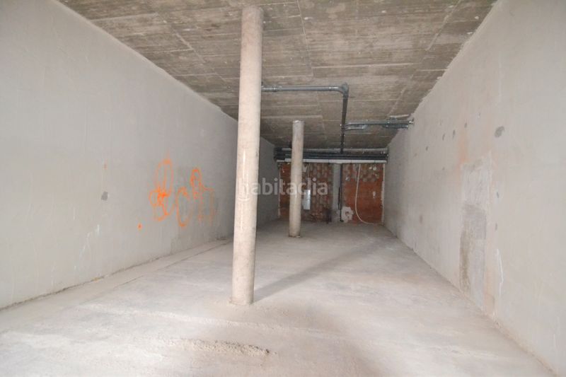 Foto cde60cc7-f4f4-4642-97d5-b90672764f2a. Lloguer local comercial a avenida de juan pablo ii 111 a Tres Cantos