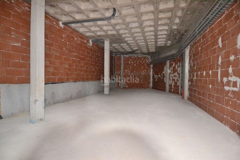 Foto 8ac02905-13e5-4b84-b0f7-85d28c74801d. Lloguer local comercial a avenida de juan pablo ii 111 a Tres Cantos