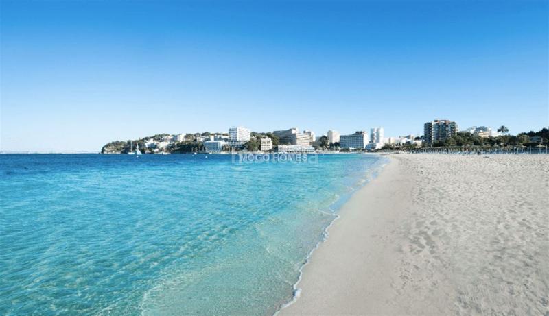 Foto 2bb6bf95-261e-451d-bf59-b7130d33e101. Xalet amb calefacció piscina a Palmanova Calvià