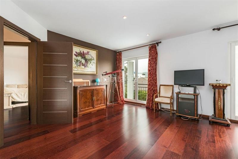 Foto 4ed2ce20-4b8e-47a1-93df-3d0a59ca2ba1. Xalet amb calefacció piscina a Palmanova Calvià