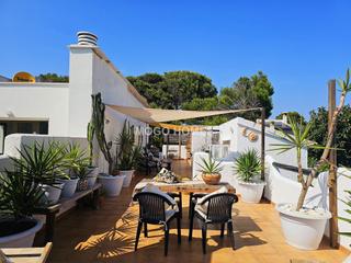 Semi detached house in Cala Pi-Vallgornera. Casa pareada con piscina en cala pi