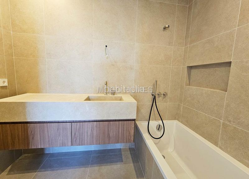 Foto 5110f434-2db2-477f-8b80-a728b61d92b8. Alquiler piso vivienda de alto estanding en Son Dameto en Palma de Mallorca