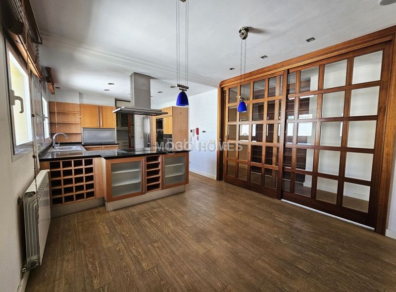 Foto 7d2694dc-11f3-4306-b72c-737e1f621573. Àtic amb calefacció aparcament a Son Armadams Palma de Mallorca