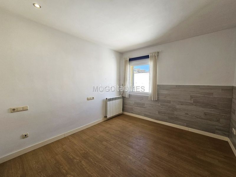 Foto e571cc3c-c5c7-4e89-84ba-c3b53fa5b919. Àtic amb calefacció aparcament a Son Armadams Palma de Mallorca